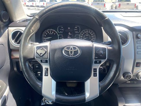 Used 2018 Toyota Tundra Limited w/ Limited Premium Package AWD/4WD image 14