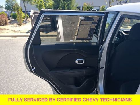 Used 2018 Kia Soul w/ Convenience Package FWD image 34