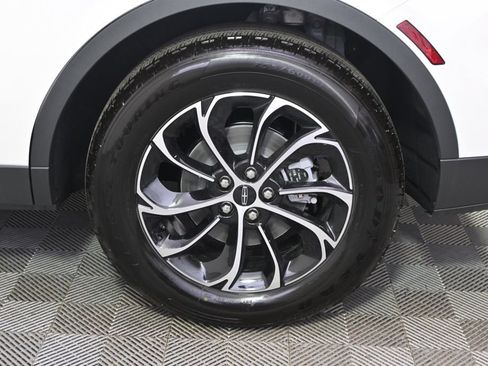 New 2026 Lincoln Nautilus Premier w/ Equipment Group 102A AWD/4WD image 20