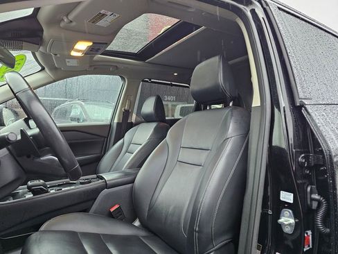 Certified 2023 Nissan Rogue SL w/ SL Premium Package image 18