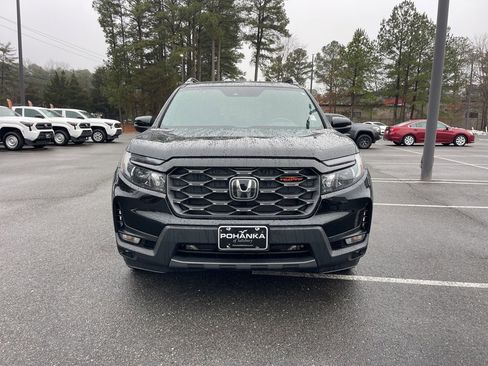 Certified 2025 Honda Passport TrailSport image 4