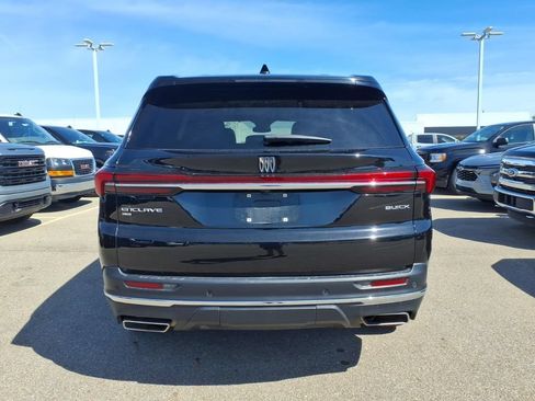 Used 2025 Buick Enclave Preferred w/ Trailering Package, 5000 lbs. AWD/4WD image 6