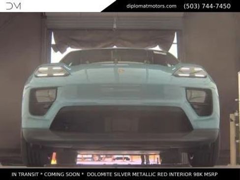 Used 2025 Porsche Macan 4 Electric AWD/4WD image 3