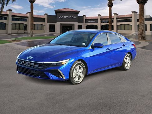 New 2026 Hyundai Elantra SE w/ Cargo Package FWD image 4
