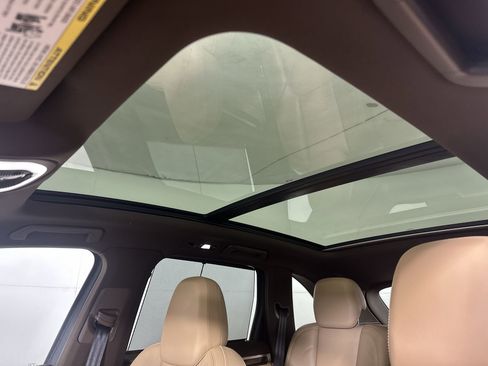 Used 2016 Porsche Cayenne S w/ Premium Plus Package image 26