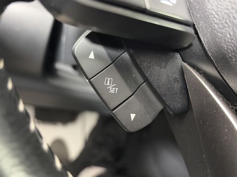 Used 2024 Subaru Forester Premium AWD/4WD image 34