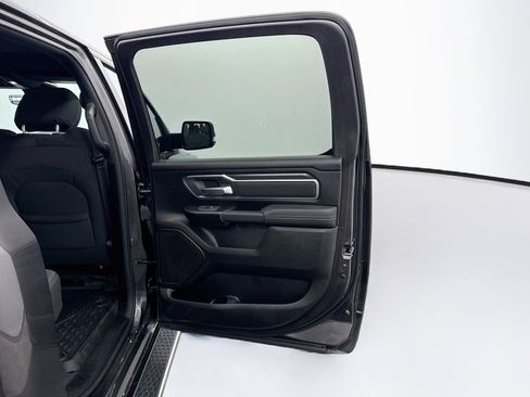 Used 2025 RAM 1500 Big Horn AWD/4WD image 30