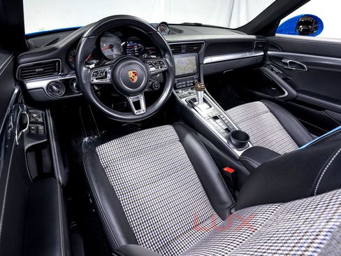 Used 2017 Porsche 911 Carrera 4S image 30