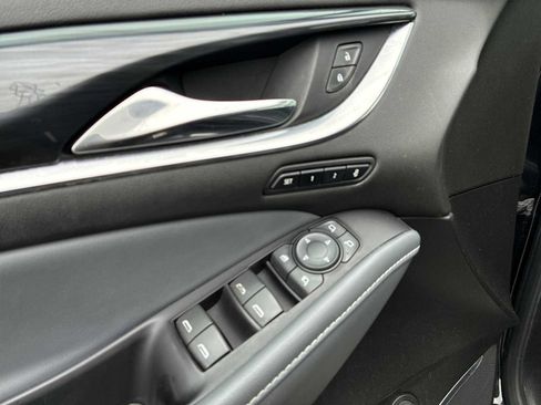 Used 2019 Buick Enclave Premium image 23