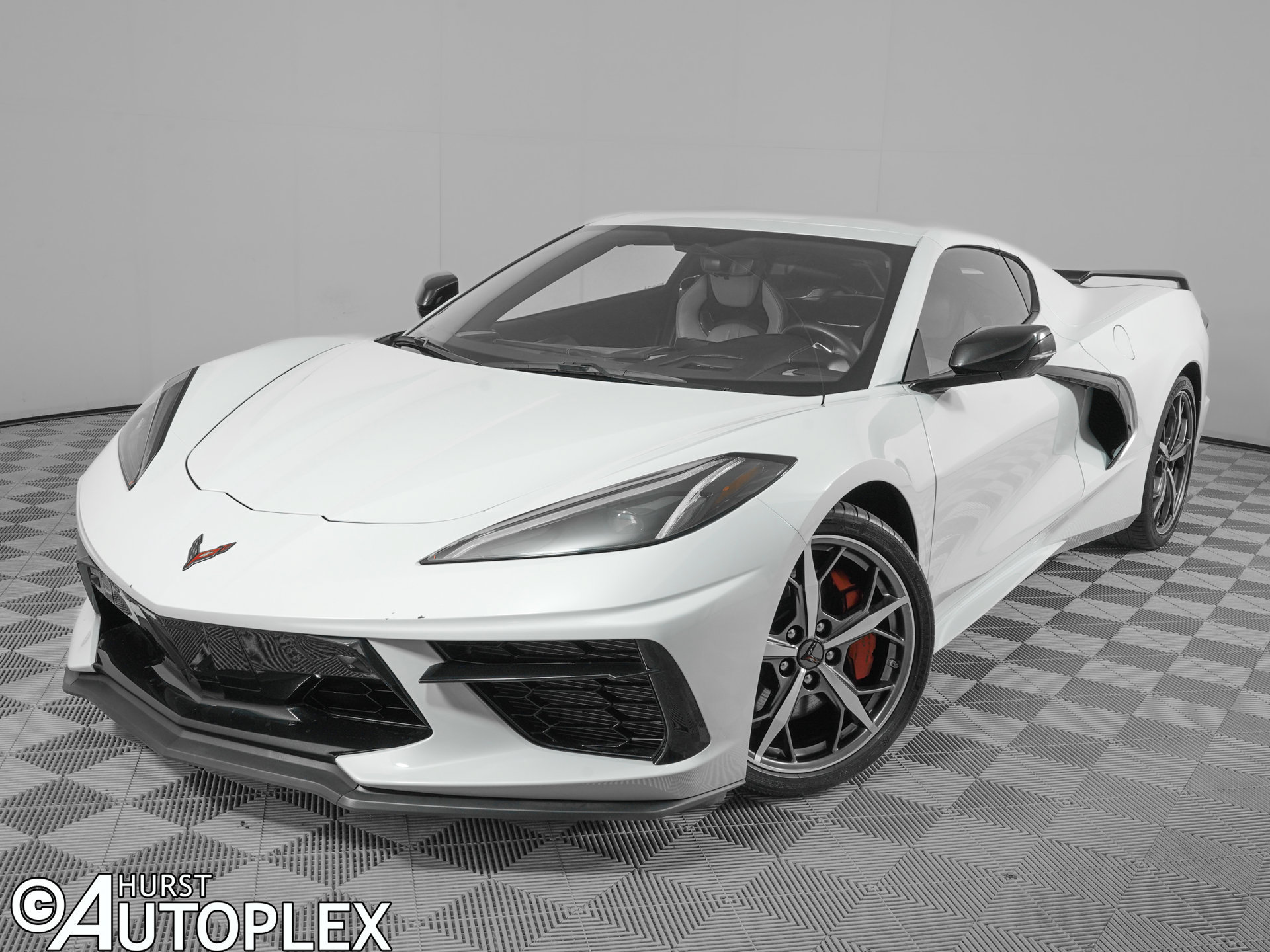 Used 2021 Chevrolet Corvette Stingray Premium Cpe w/ Z51 Performance Package RWD image 1