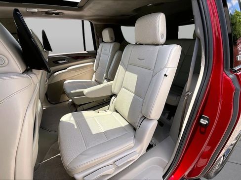 Used 2024 Cadillac Escalade ESV Sport Platinum AWD/4WD image 19