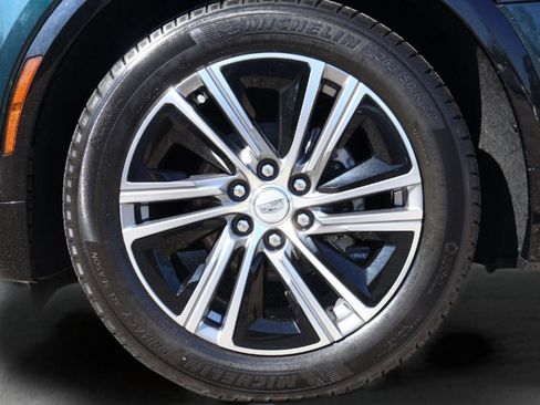 New 2026 Cadillac Lyriq Luxury image 9