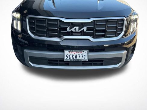 Used 2023 Kia Telluride S w/ S Sunroof Package image 2