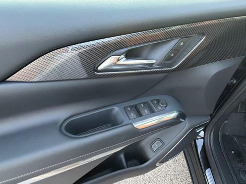 New 2027 Chevrolet Traverse Z71 w/ Enhanced Driving Package AWD/4WD image 16