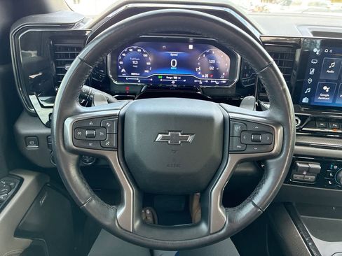 Used 2023 Chevrolet Silverado 1500 ZR2 w/ Technology Package image 11