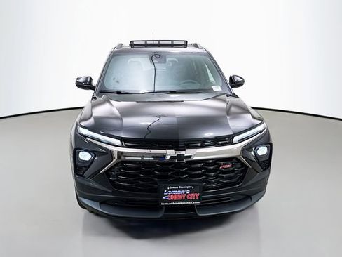 New 2026 Chevrolet TrailBlazer RS w/ Convenience Package FWD image 2
