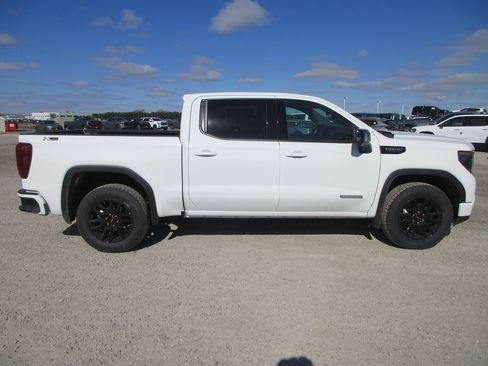 New 2026 GMC Sierra 1500 Elevation w/ Elevation Premium Package image 3