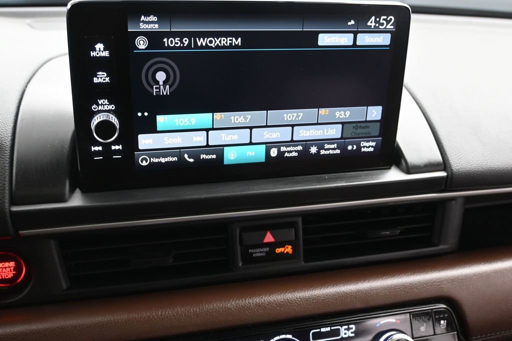 Used 2024 Honda Pilot Elite image 27
