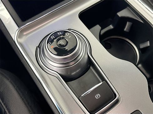 Used 2024 Ford Edge Titanium image 22