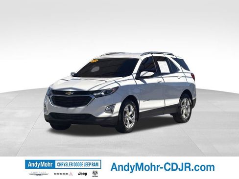 Used 2020 Chevrolet Equinox LT FWD image 3