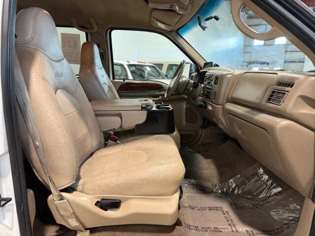 Used 2000 Ford F350 XLT AWD/4WD image 16