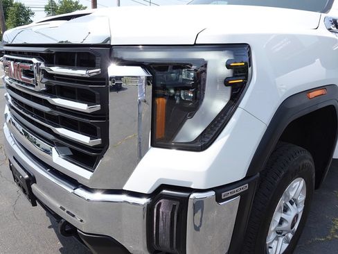 Used 2024 GMC Sierra 2500 SLE w/ SLE Value Package AWD/4WD image 63