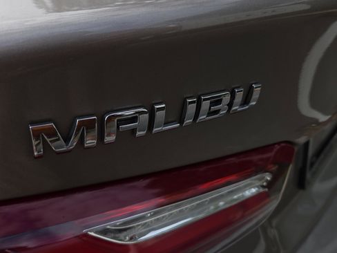 Used 2024 Chevrolet Malibu LT image 31