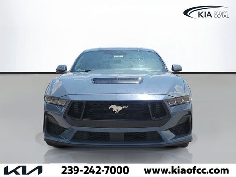 Used 2025 Ford Mustang GT Premium RWD image 2