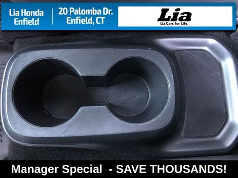 Used 2023 Toyota Highlander XLE image 29