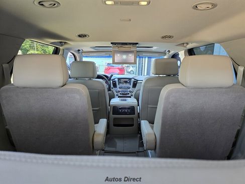 Used 2017 GMC Yukon Denali w/ Open Road Package AWD/4WD image 32