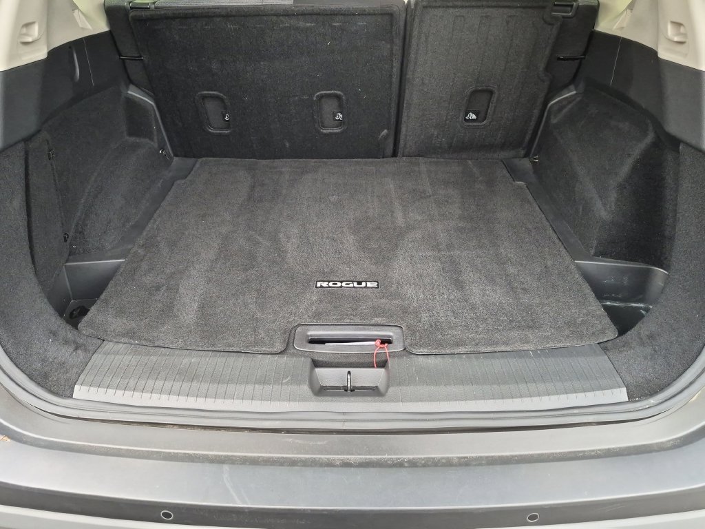 Used 2023 Nissan Rogue SV AWD/4WD image 21