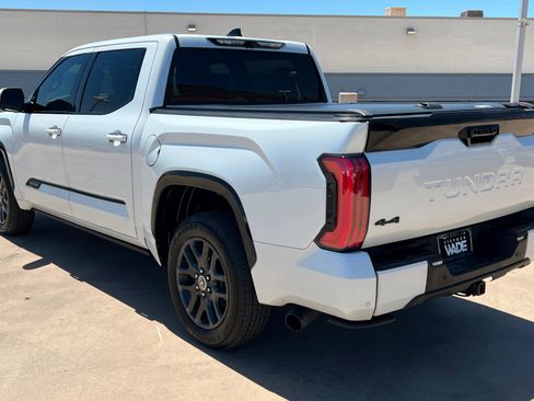 Used 2023 Toyota Tundra Platinum AWD/4WD image 3
