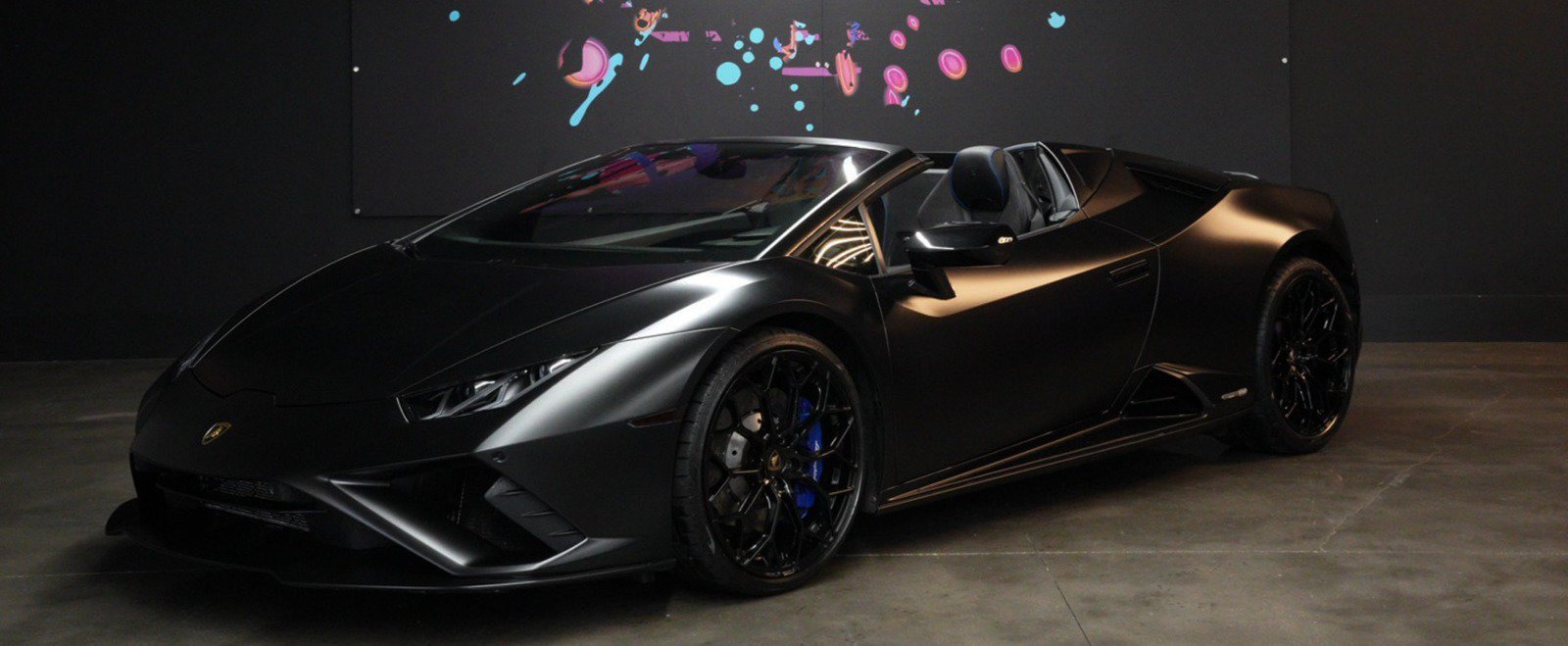 Used 2021 Lamborghini Huracan EVO RWD image 2
