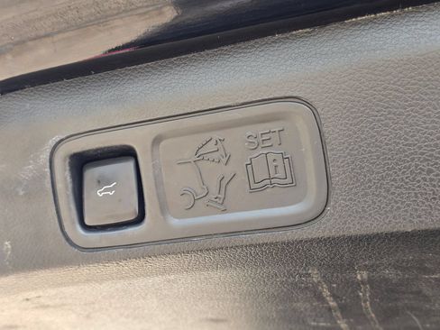 Used 2021 Ford Expedition Limited RWD image 29
