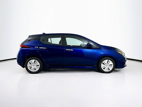 Used 2024 Nissan Leaf S image 10