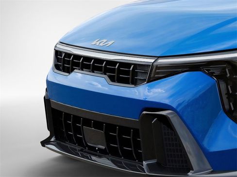 New 2025 Kia K4 GT-Line image 12