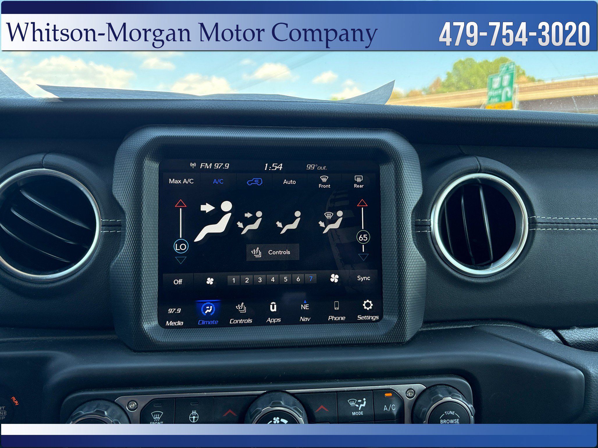 Used 2023 Jeep Wrangler Unlimited Sahara w/ Cold Weather Group AWD/4WD image 18
