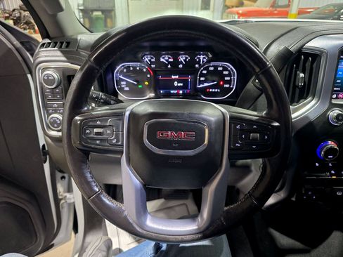 Used 2020 GMC Sierra 1500 SLE w/ SLE Value Package AWD/4WD image 43