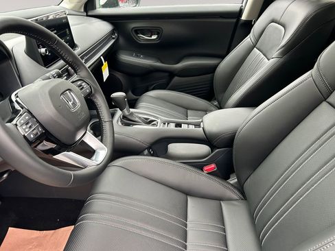 New 2026 Honda HR-V EX-L image 9
