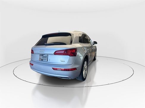 Used 2018 Audi Q5 Prestige w/ Prestige Package image 8