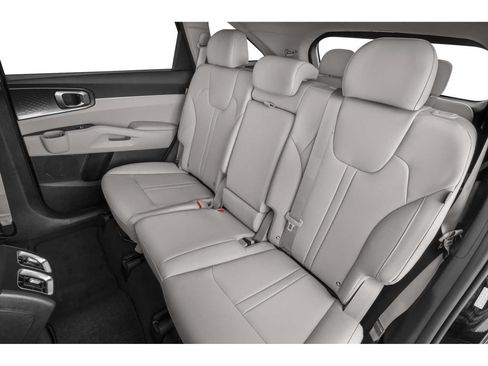 Certified 2026 Kia Sorento S w/ S Panoramic Sunroof Package FWD image 9