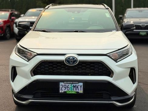 Certified 2021 Toyota RAV4 XSE w/ Weather Package AWD/4WD image 8