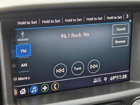 Used 2022 Chevrolet Colorado LT w/ LT Convenience Package image 17