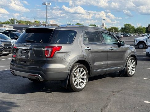 Used 2017 Ford Explorer Limited AWD/4WD image 4