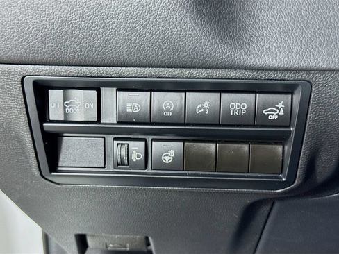 Used 2023 Toyota Tundra Limited w/ TRD Off-Road Package AWD/4WD image 19