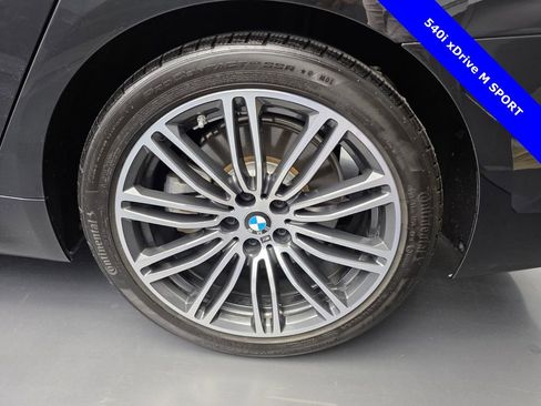 Used 2019 BMW 540i xDrive w/ M Sport Package image 17