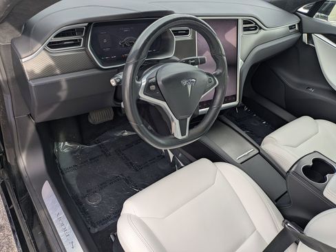 Used 2017 Tesla Model S 100D image 9