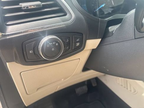 Used 2022 Ford Edge Titanium w/ Cargo Accessory Package AWD/4WD image 22