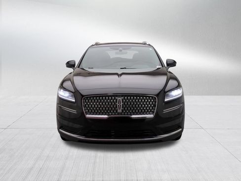 Used 2022 Lincoln Nautilus Reserve w/ Luxury Package AWD/4WD image 2