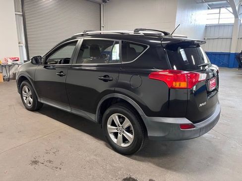 Used 2015 Toyota RAV4 XLE image 2